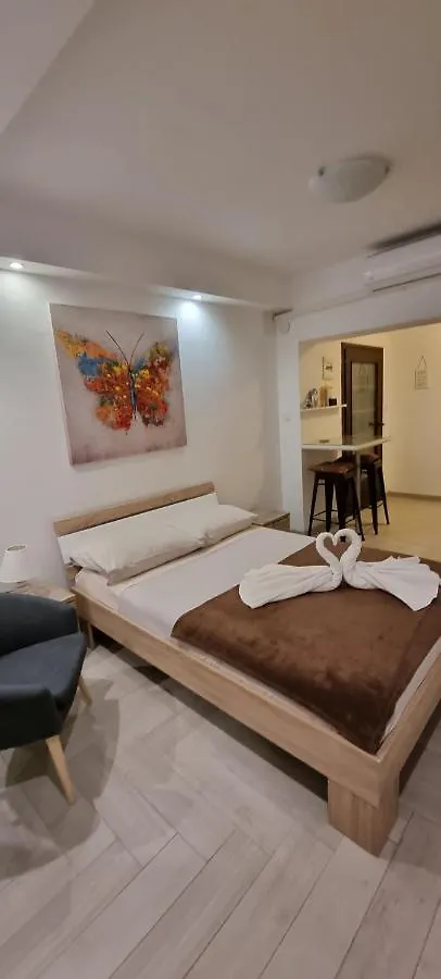 Apartmani Tatic Stinjan 0*,  Croatia