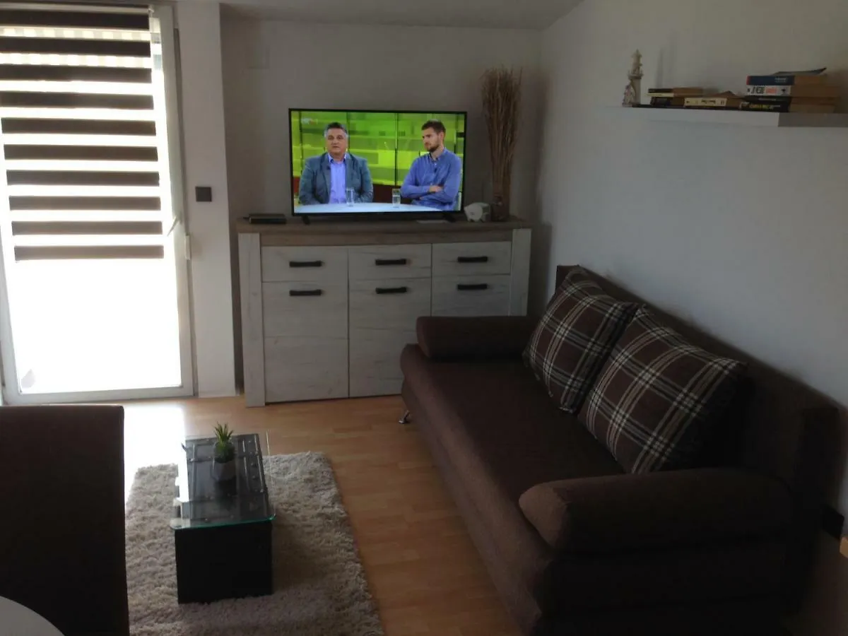 Apartmani Tatic Stinjan Apartment