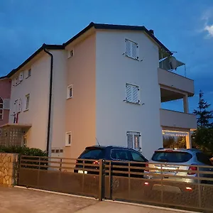 Vucko Apartmán Povile