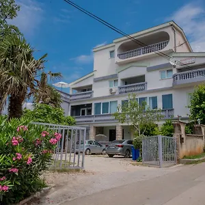 Busljeta Apartmán Starigrad Paklenica